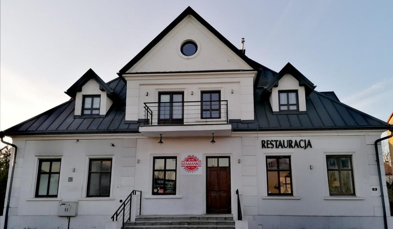 Restauracja & Pensjonat Szamanko Хрубешув Экстерьер фото